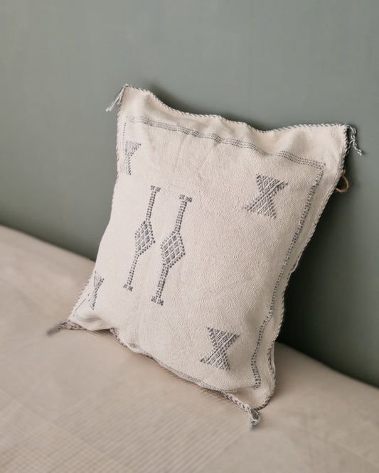 Kuddfodral Kaktussilke Sabra Yasmin – Vit